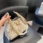 Chanel 25 Small Handbag Tweed And Gold Tone Metal 25Cm AS5293 B21178 NR774 - Image 6