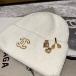 Chanel Gold CC Wool Beanie White - Image 3
