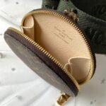 Louis Vuitton Multi Pochette Accessoires Monogram  Khaki 24cm M44813 - Image 5