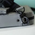 Louis Vuitton Duo Messenger Monogram Shadow Anthracite Gray 26Cm LV M46104 - Image 7