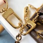 Louis Vuitton Multi Pochette Accessoires Monogram  Khaki 24cm M44813 - Image 6