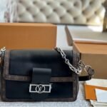 Louis Vuitton Dauphine Soft Vibe MM Black 25Cm M13450 - Image 2