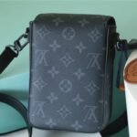 Louis Vuitton S-Lock Vertical Wearable Wallet Monogram Eclipse 19cm - Image 3