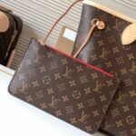 Louis Vuitton Neverfull Bandoulière Inside Out MM Monogram Rouge Sari 32Cm M12096 - Image 6