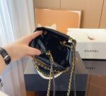 Chanel 22 Mini Handbag Crystal Pearls Black 22Cm AS3980 B10672 94305 - Image 5