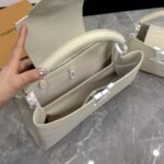 Louis Vuitton Capucines MM East West In Grey 33Cm - Image 6