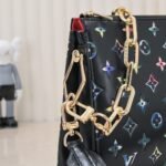 Louis Vuitton Coussin PM Black 26Cm M21353 - Image 5