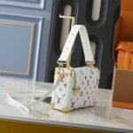 Louis Vuitton X Takashi Murakami Side Trunk MM Multicolore Blanc 23Cm M14046 - Image 3