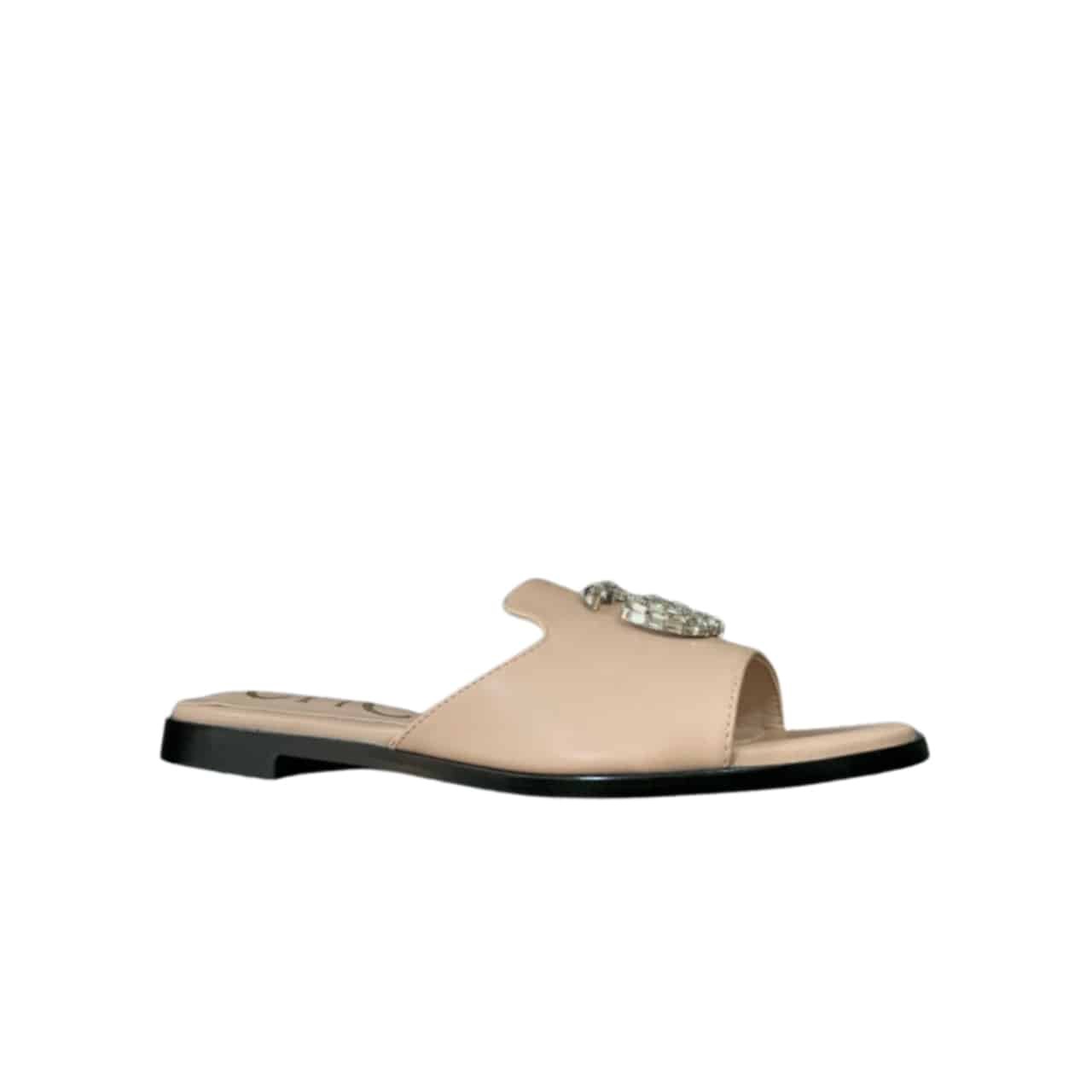 xr:d:DAF9SsQ5m7E:533,j:420383823054671416,t:24032904 Gucci Double G Slippers Leather Beaded In Beige - Image 1