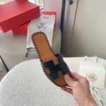 Hermes Oran Sandals Stitching In Black And Brown - Image 5