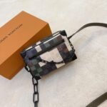 Louis Vuitton Mini Soft Trunk Green 20Cm M24581 - Image 2